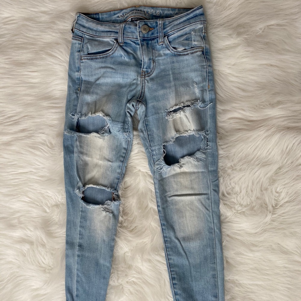 american eagle light denim jeans